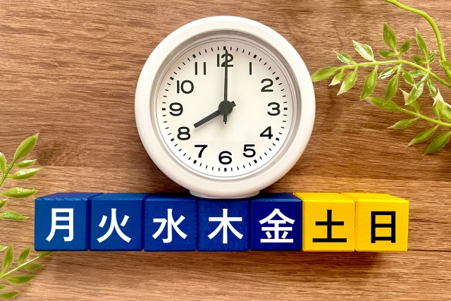 週休2日を想起させる画像